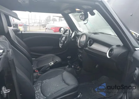 2015 Mini Convertible Cooper z USA, uszkodzony, nr VIN WMWZN3C51FT266780